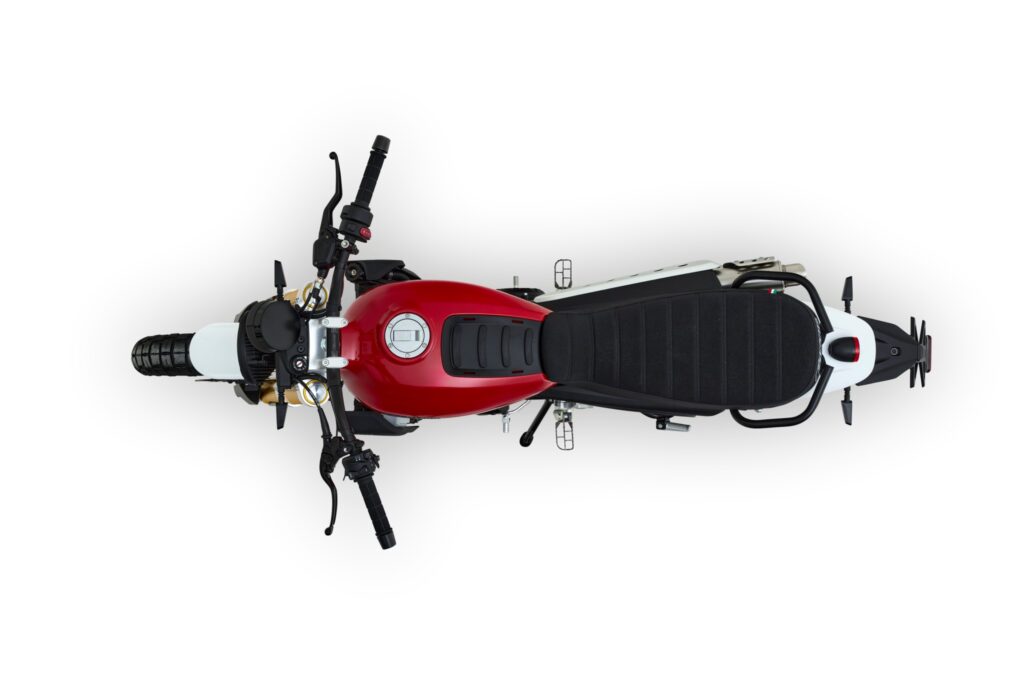 Caballero 500 Scrambler MY25 red (7)